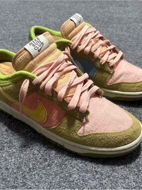 Size 9 - Nike Dunk Low Sun Club Arctic Orange Retro SB 2022 DM0583-800